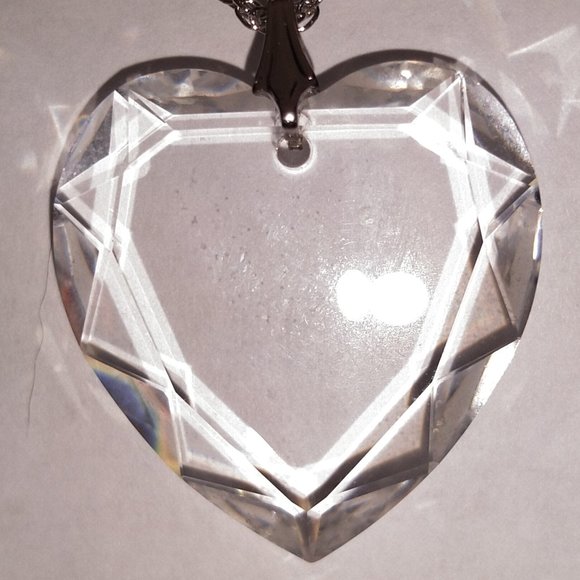Strass Lead Crystal Heart Pendant on a 24 inch Silver Chain - Picture 2 of 10
